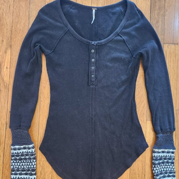Free People Ski Lodge Newbie Cuff Black Stretch Henley Thermal Top Small - Picture 1 of 7